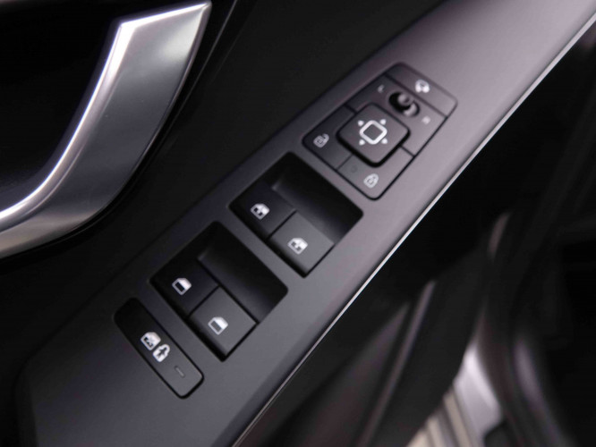 KIA_KIA_NIRO_2446396_22.jpg