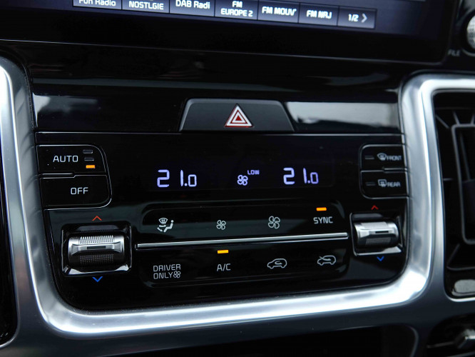 KIA_KIA_SORENTO_2654594_14.jpg