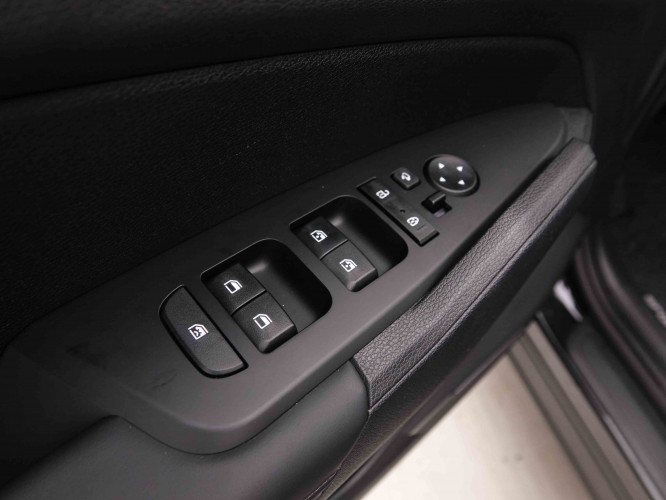 KIA_KIA_SPORTAGE_2549514_21.jpg