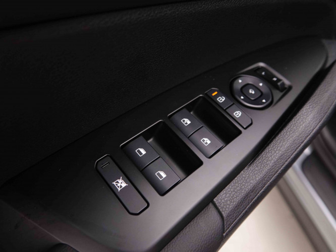 KIA_KIA_SPORTAGE_2549740_21.jpg