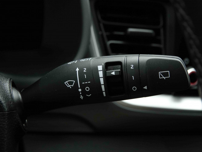 KIA_KIA_STONIC_2654002_16.jpg