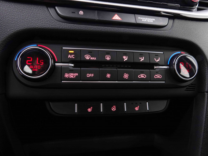 KIA_KIA_XCEED_2547498_13.jpg