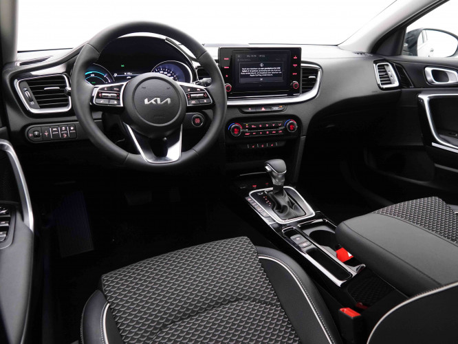 KIA_KIA_XCEED_2549112_7.jpg