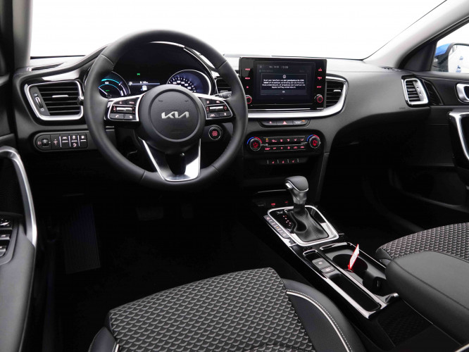 KIA_KIA_XCEED_2549113_7.jpg