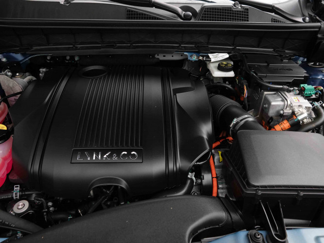 LYNKCO_LYNKCO_01_2653893_24.jpg LYNKCO_LYNKCO_01_2653893_24.jpg