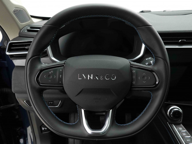 LYNKCO_LYNKCO_01_2653896_10.jpg LYNKCO_LYNKCO_01_2653896_10.jpg