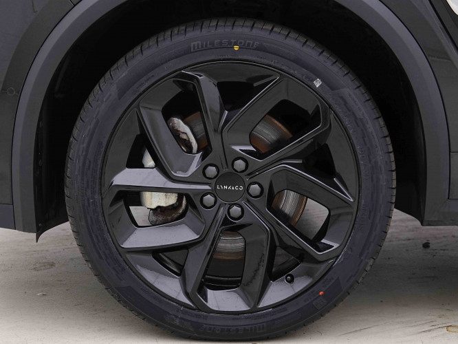 LYNKCO_LYNKCO_01_2654635_22.jpg LYNKCO_LYNKCO_01_2654635_22.jpg