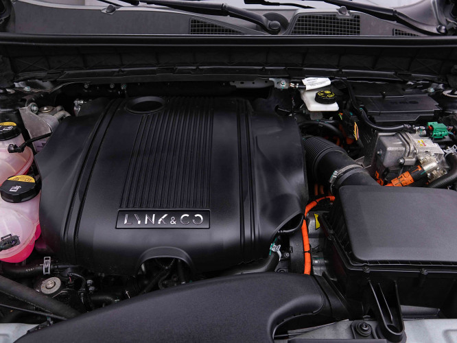 LYNKCO_LYNKCO_01_2654641_23.jpg LYNKCO_LYNKCO_01_2654641_23.jpg