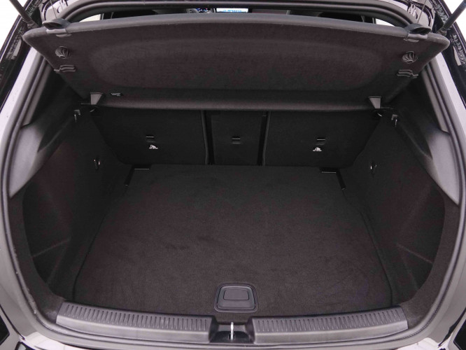 MERCEDES_MERCEDES_AKLASSE_2548341_5.jpg