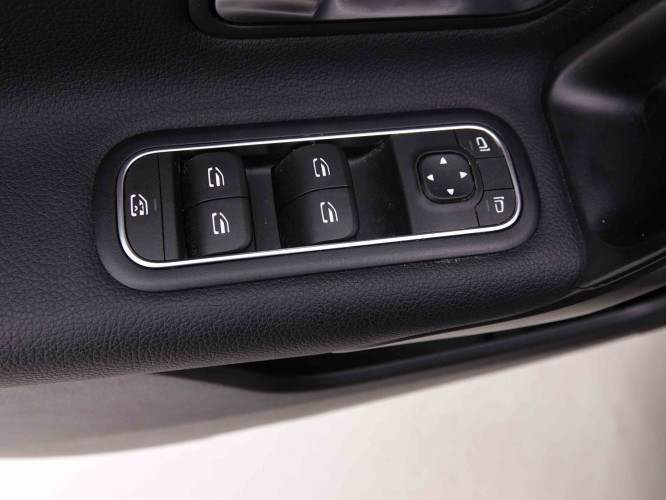 MERCEDES_MERCEDES_AKLASSE_2549305_20.jpg