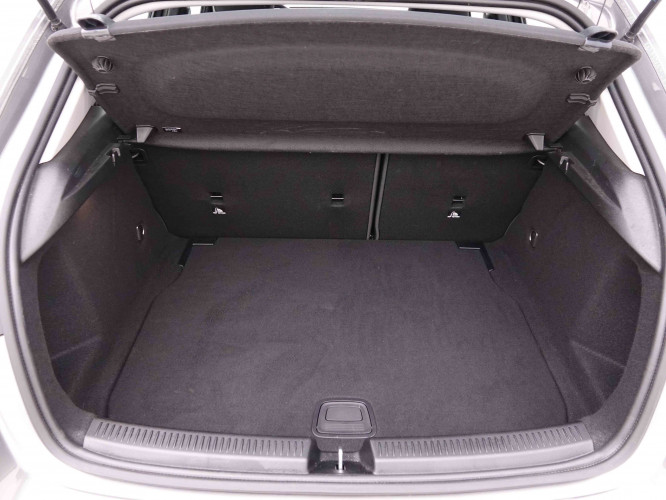 MERCEDES_MERCEDES_AKLASSE_2549305_5.jpg