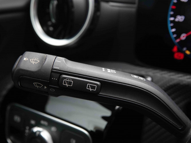 MERCEDES_MERCEDES_AKLASSE_2550101_21.jpg