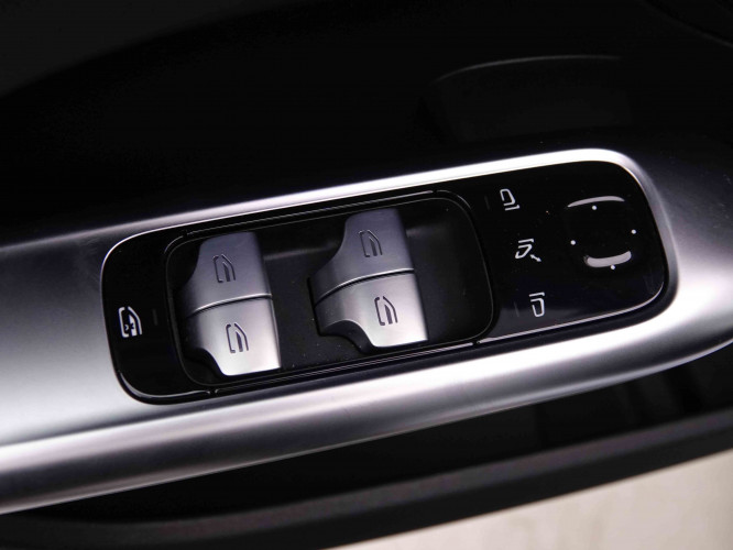 MERCEDES_MERCEDES_CKLASSE_2548459_48.jpg