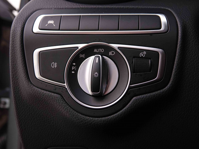 MERCEDES_MERCEDES_CKLASSE_2548614_9.jpg