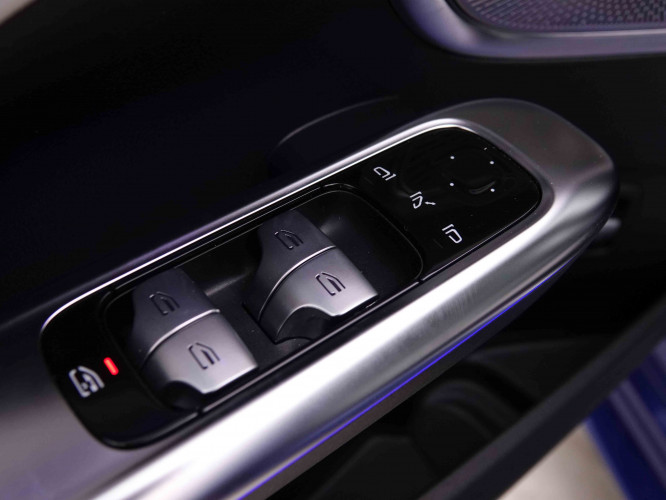MERCEDES_MERCEDES_CKLASSE_2548997_27.jpg