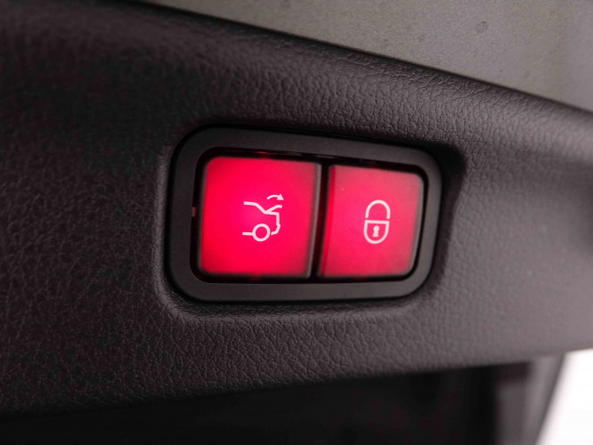 MERCEDES_MERCEDES_CKLASSE_2549005_6.jpg