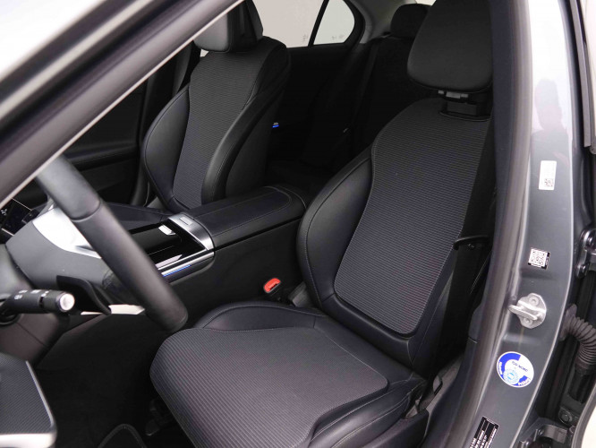 MERCEDES_MERCEDES_CKLASSE_2549005_7.jpg