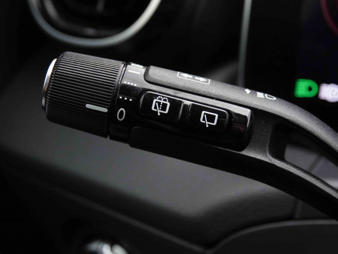 MERCEDES_MERCEDES_CKLASSE_2550180_19.jpg