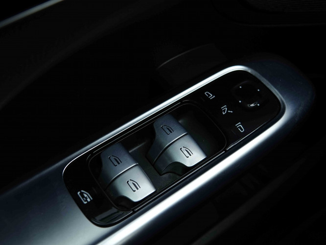 MERCEDES_MERCEDES_CKLASSE_2654296_22.jpg