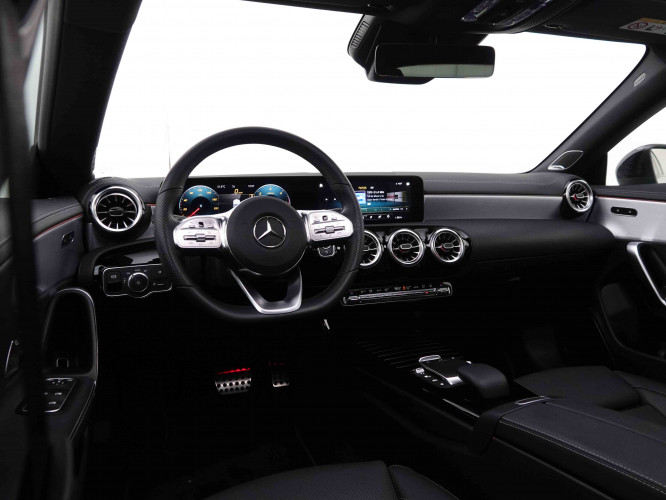 MERCEDES_MERCEDES_CLA_2548332_8.jpg