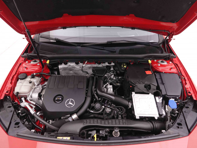MERCEDES_MERCEDES_CLA_2548339_23.jpg