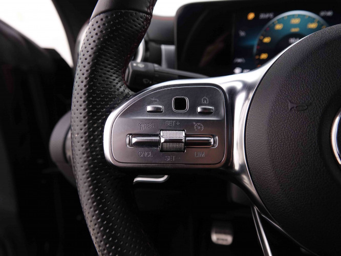 MERCEDES_MERCEDES_CLA_2548697_18.jpg