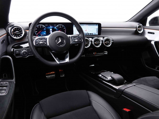 MERCEDES_MERCEDES_CLA_2548866_8.jpg