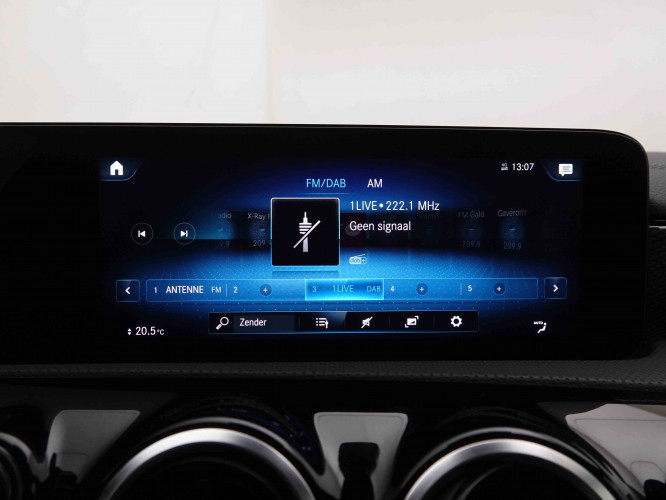 MERCEDES_MERCEDES_CLA_2549885_12.jpg