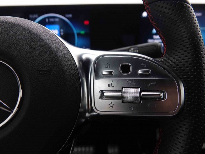 MERCEDES_MERCEDES_CLA_2550117_23.jpg