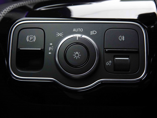 MERCEDES_MERCEDES_CLA_2550118_10.jpg