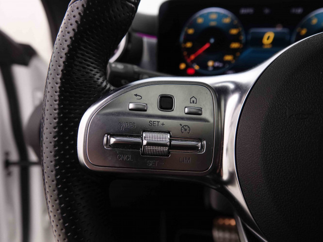 MERCEDES_MERCEDES_CLA_2550299_19.jpg