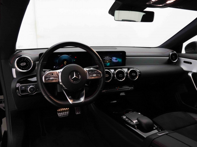 MERCEDES_MERCEDES_CLA_2652539_9.jpg