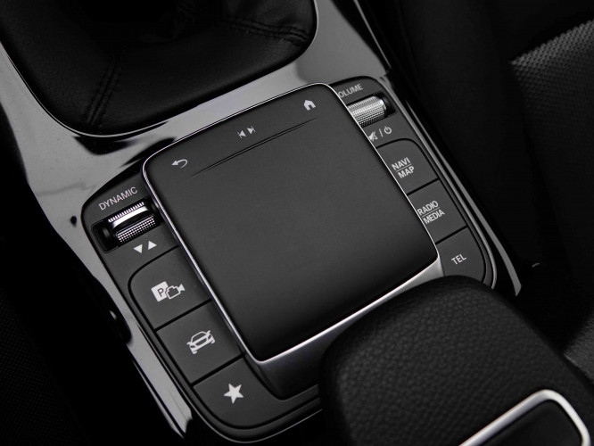 MERCEDES_MERCEDES_CLA_2653283_14.jpg