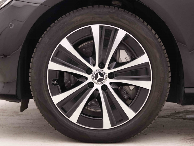 MERCEDES_MERCEDES_EKLASSE_2548380_22.jpg