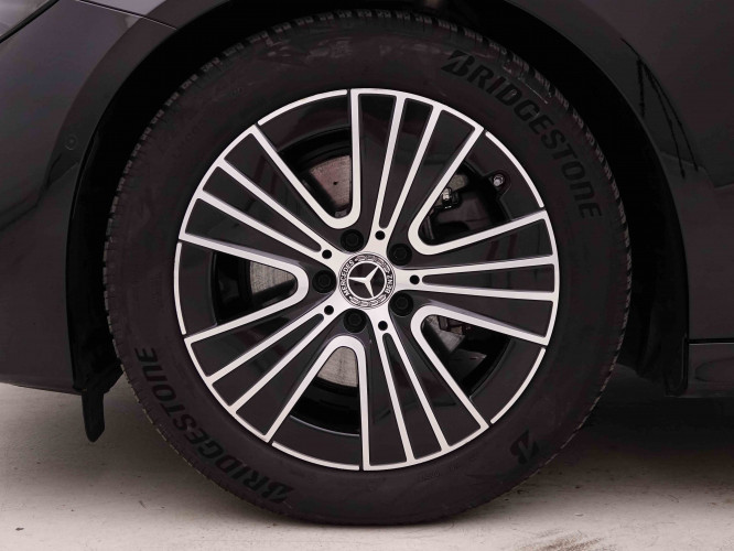 MERCEDES_MERCEDES_EKLASSE_2548748_23.jpg