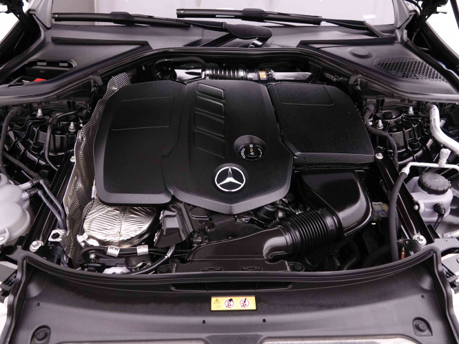 MERCEDES_MERCEDES_EKLASSE_2548748_24.jpg