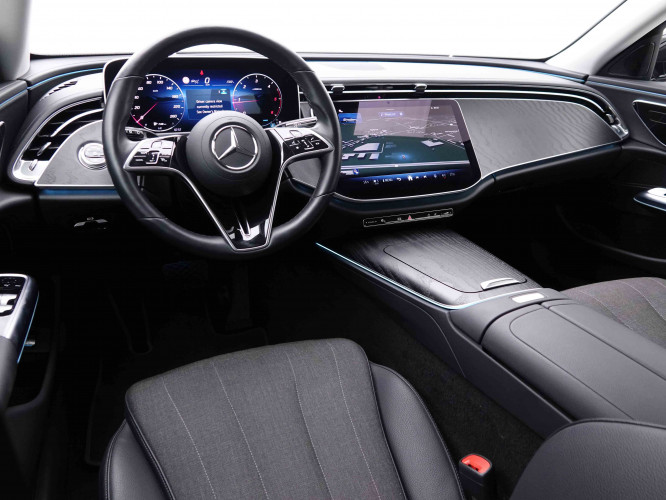 MERCEDES_MERCEDES_EKLASSE_2548748_8.jpg