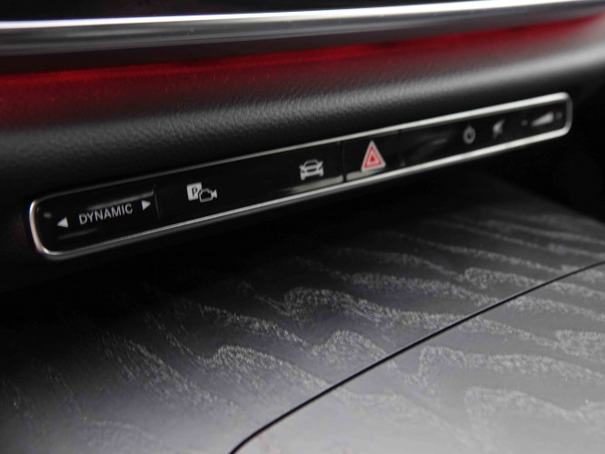MERCEDES_MERCEDES_EKLASSE_2548880_17.jpg