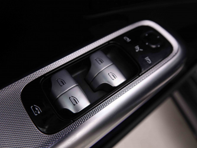 MERCEDES_MERCEDES_EKLASSE_2548881_22.jpg