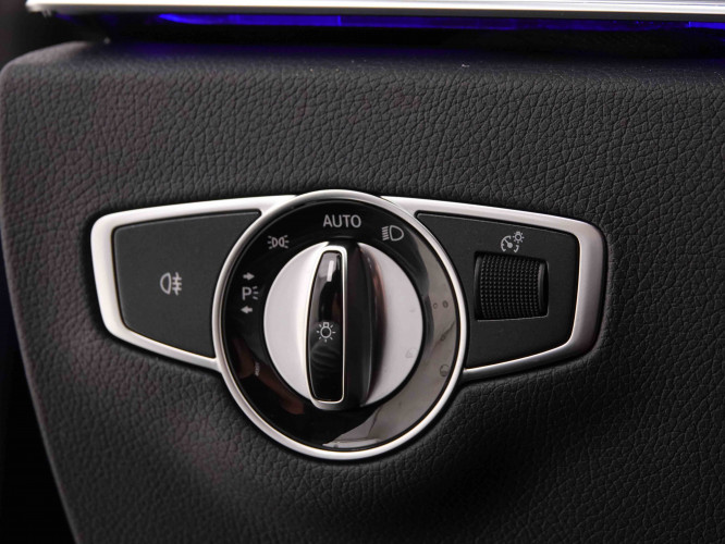 MERCEDES_MERCEDES_EKLASSE_2549450_10.jpg
