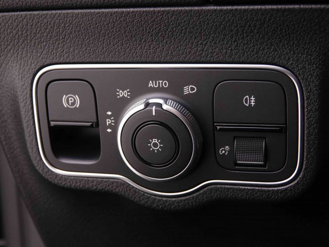 MERCEDES_MERCEDES_EQA_2548678_11.jpg
