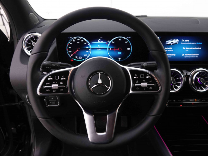 MERCEDES_MERCEDES_EQA_2548678_44.jpg