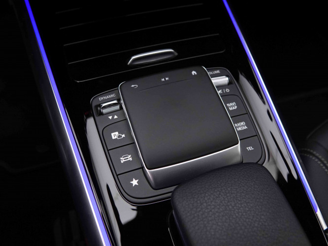 MERCEDES_MERCEDES_EQA_2548678_50.jpg