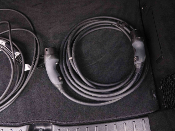 MERCEDES_MERCEDES_EQA_2548678_7.jpg