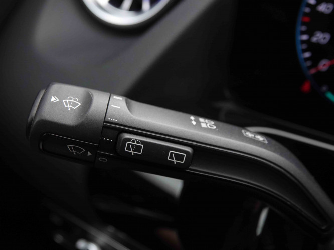 MERCEDES_MERCEDES_EQA_2549822_19.jpg