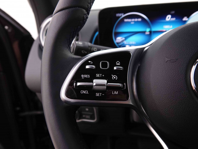 MERCEDES_MERCEDES_EQB_2548010_21.jpg