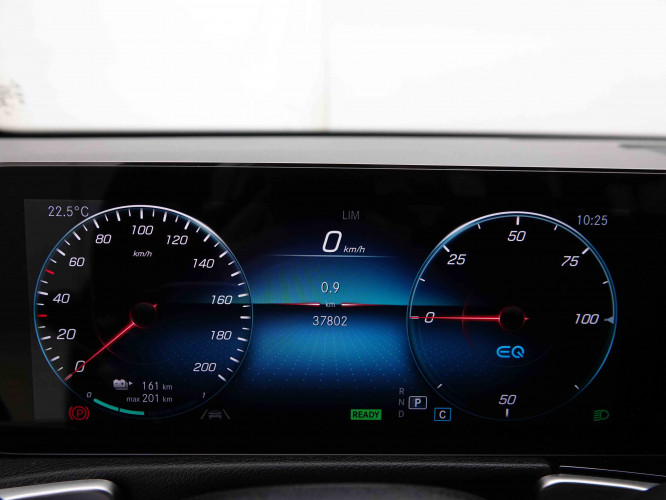 MERCEDES_MERCEDES_EQB_2548730_18.jpg