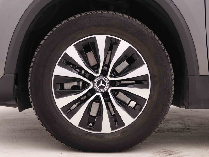 MERCEDES_MERCEDES_GLA_2548578_23.jpg