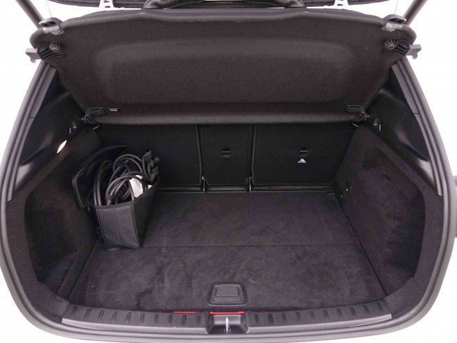 MERCEDES_MERCEDES_GLA_2549768_5.jpg