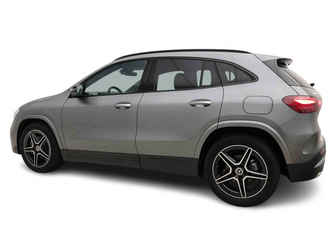 MERCEDES_MERCEDES_GLA_2653221_2.jpg